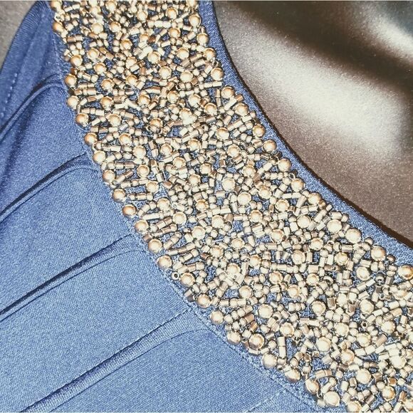 Navy Crisscross Patterned Evening Gown Plus Sz 16 - Beaded Neckline - Picture 7 of 13